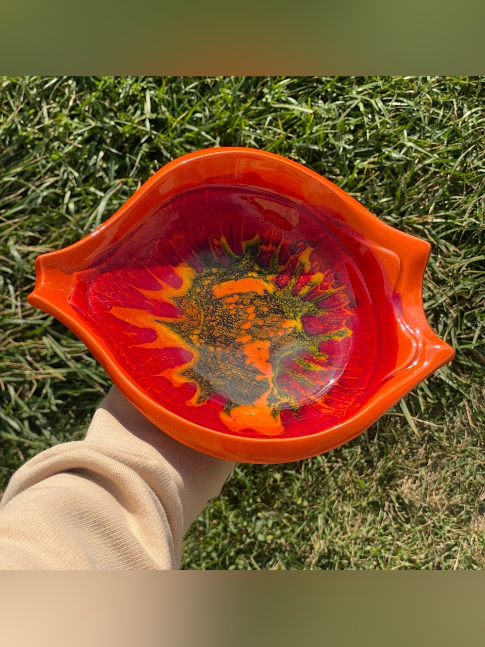 1960s Maurice of California Ceramic Atomic Orange Green Drip Glaze Ashtray